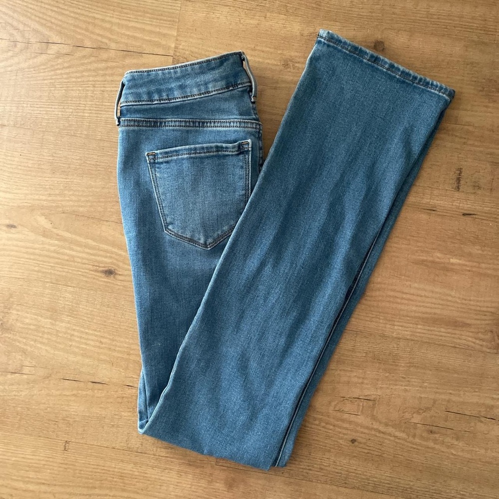 Old Navy kicker boot-cut pants, perfect condition, size 0.